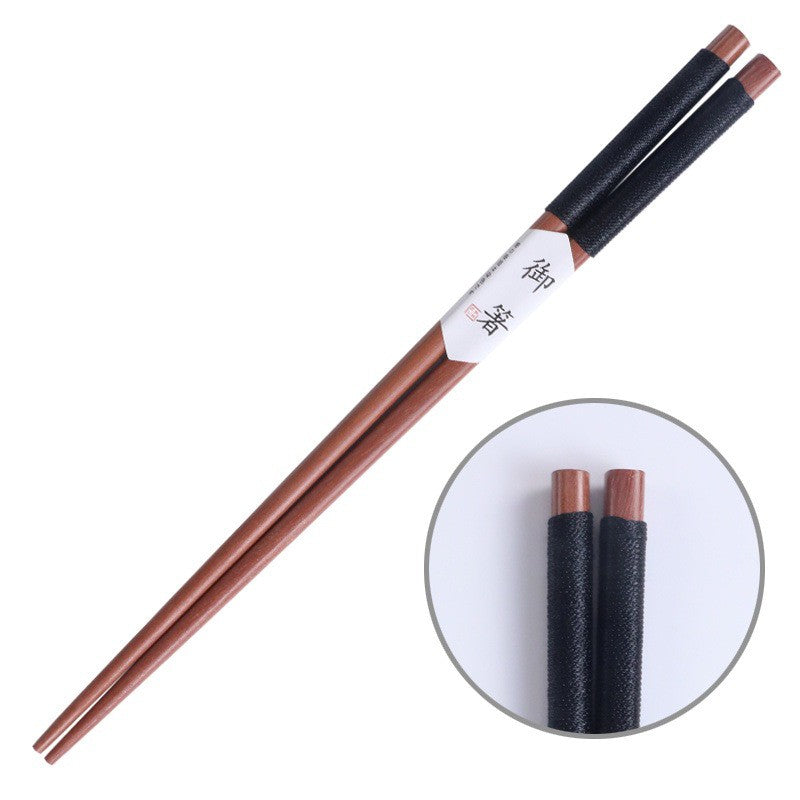 Conjunto de pauzinhos de sushi de madeira de castanha natural japonês feito à
